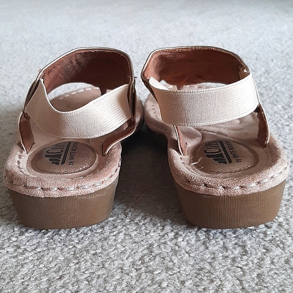 Cliffs by WHITE MOUNTAIN Gold Thong Sandals with Cushion Sole & Rubber Wedge - Picture 13 of 17